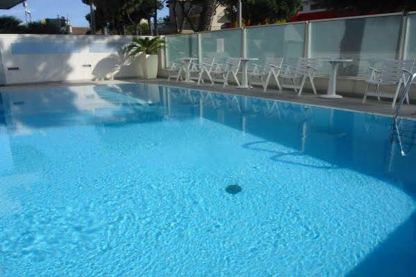 Hotel Club House