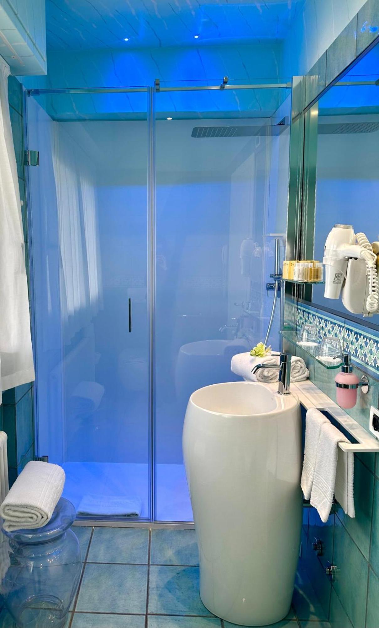 Hotel Club House