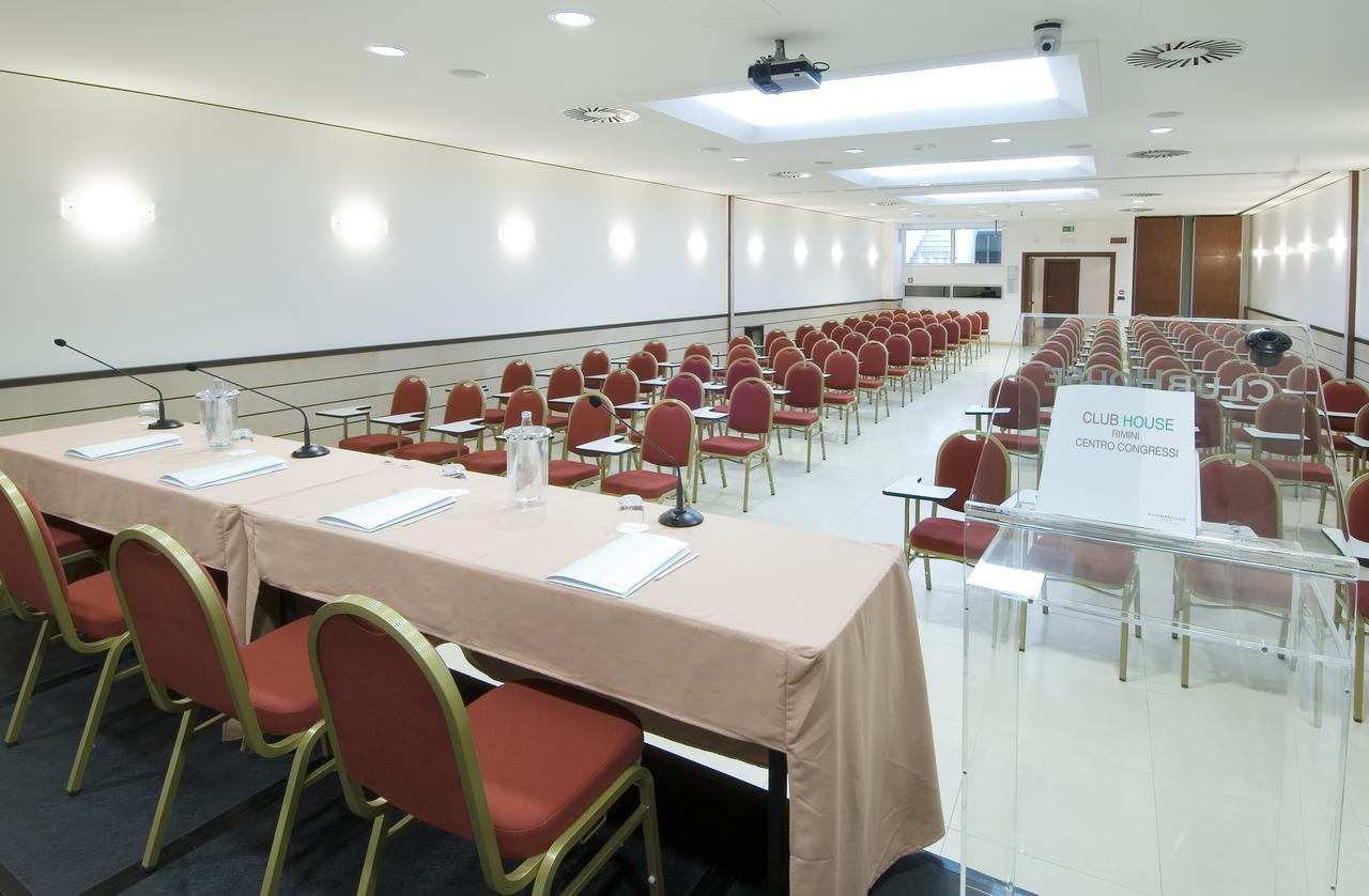 Club House 4*