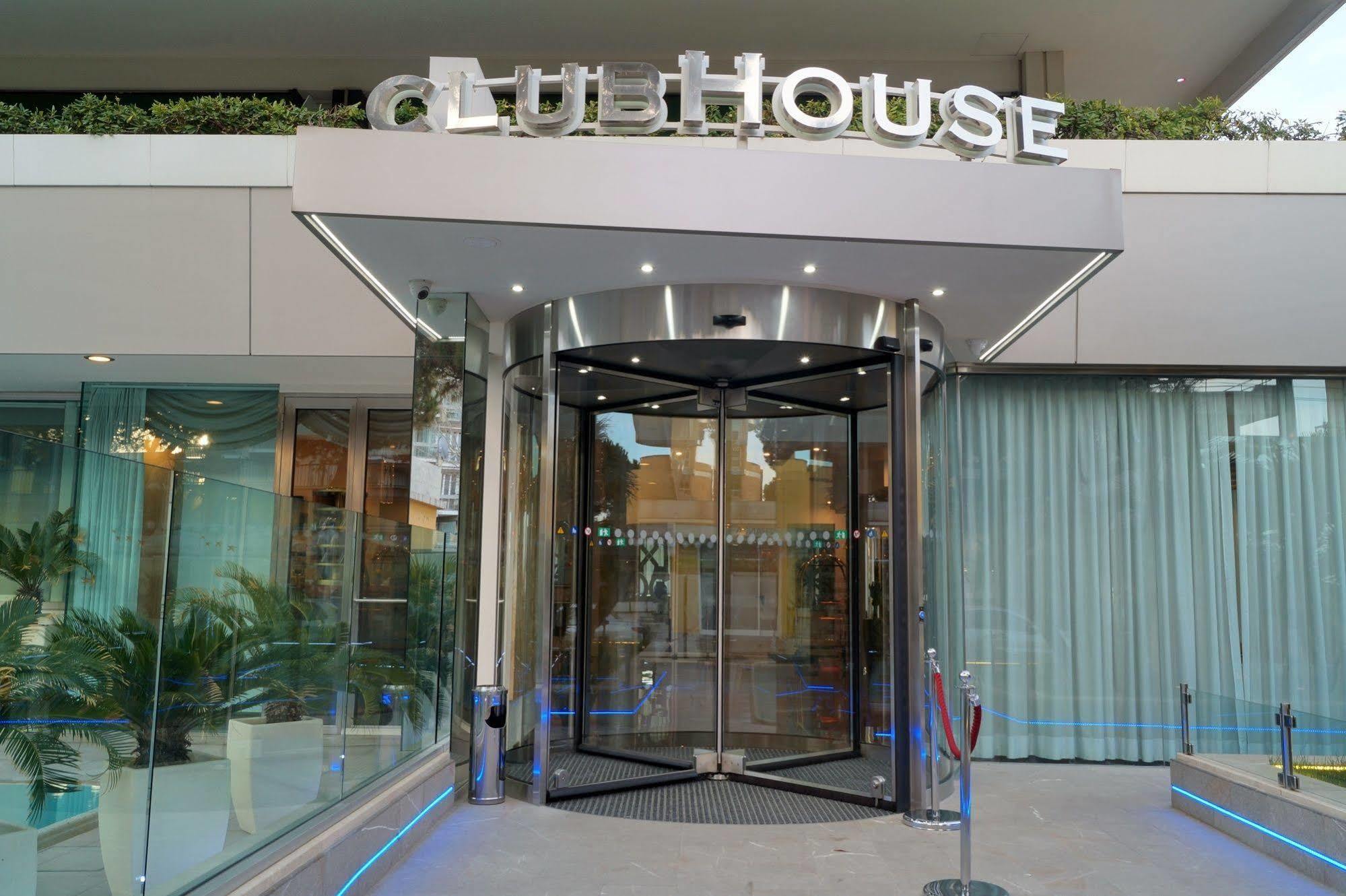 Club House Hotel 4*